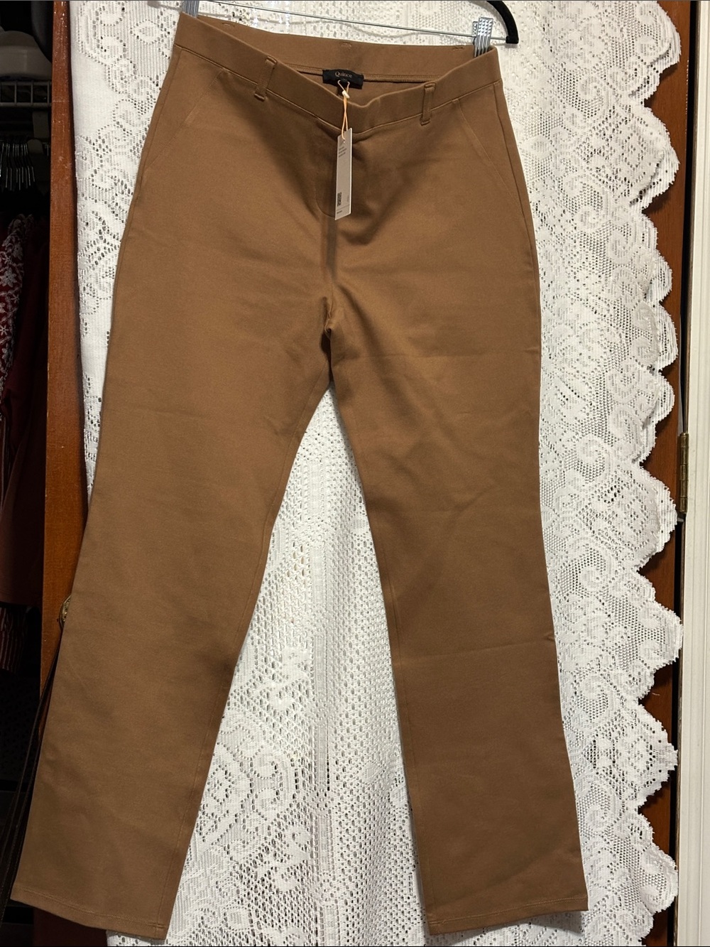 Quince women’s Tan Chino Pants - Straight Leg size L